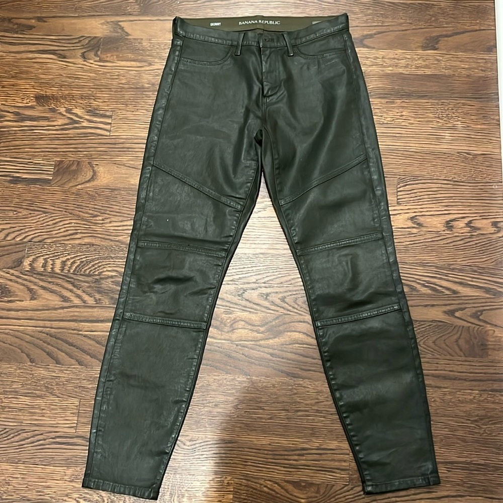 Women’s - Banana Republic - Skinny Wax Jeans - size 27